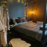 Lägenhet T2 Renove, Jaccuzi, Sauna, Sieges Massants, Jardin, Parking, Metro *