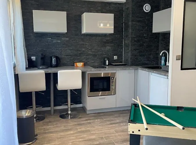 T2 Renove, Jaccuzi, Sauna, Sieges Massants, Jardin, Parking, Metro Apartment Toulouse