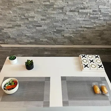 T2 Rénové, Jaccuzi, Sauna, Sièges Massants, Jardin, Parking, Métro